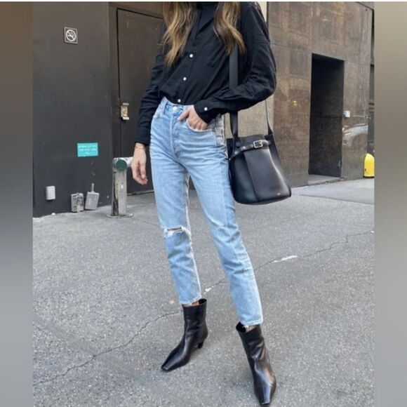 Agolde Riley Jeans in Light Wash Size 26 or 2 - Picture 2 of 16